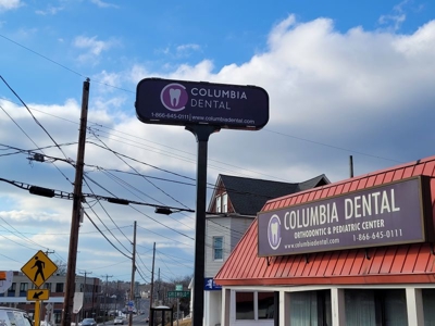 Business Signs Photo